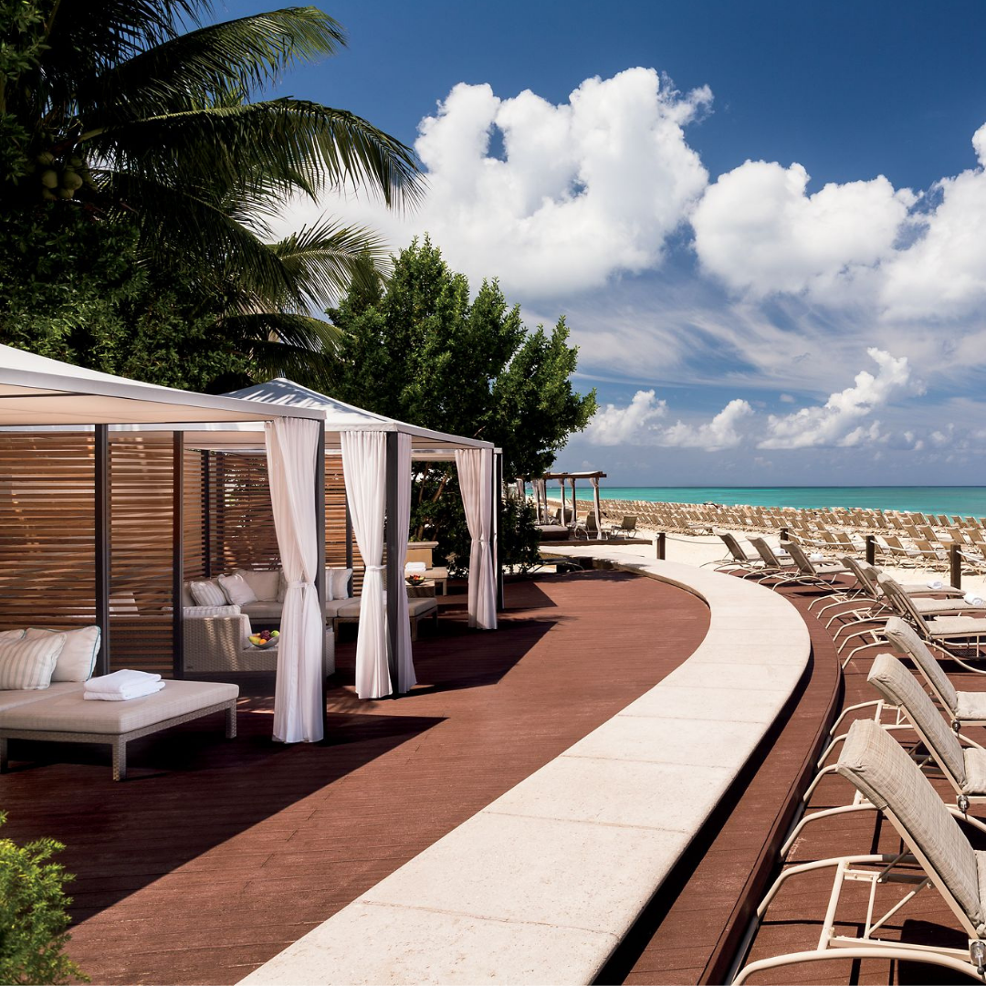 A Scent inspired by The Ritz Carlton© | Notes of Jasmine, Citrus, & Marine