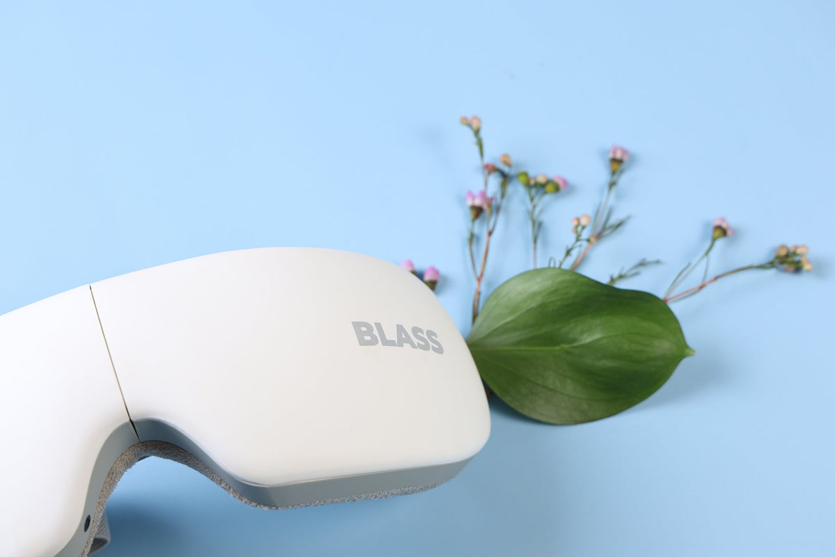 The Blass Beauty Smart Eye Massager